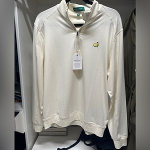 2023 Master’s Women’s Quarter zip NWT Size M